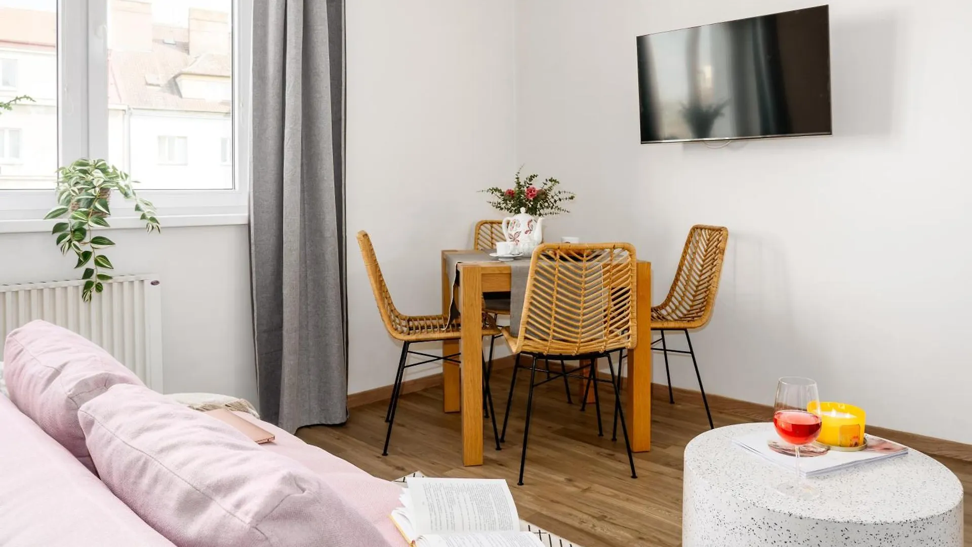 Prague Days - Open-Plan Studio - Close To Vysehrad Castle Tschechische Republik